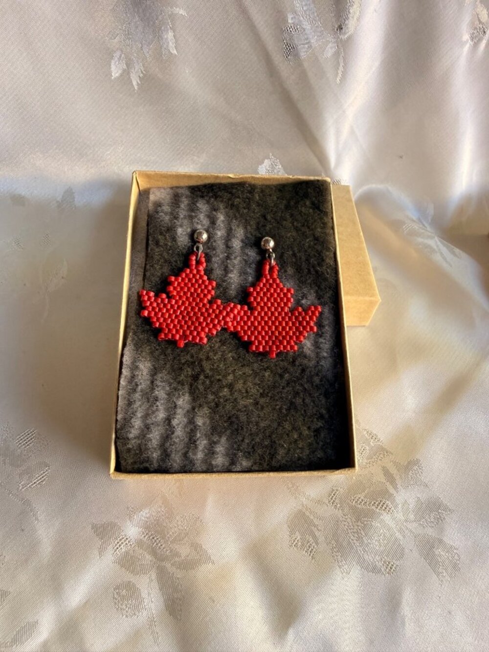 Red Maple Leaf Dangle Drop Earrings